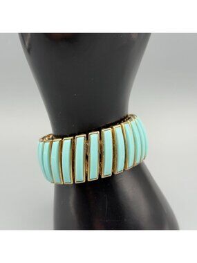 Vintage Pastel Blue Lucite Thermoset Accordion Expansion Stretch Cuff Bracelet